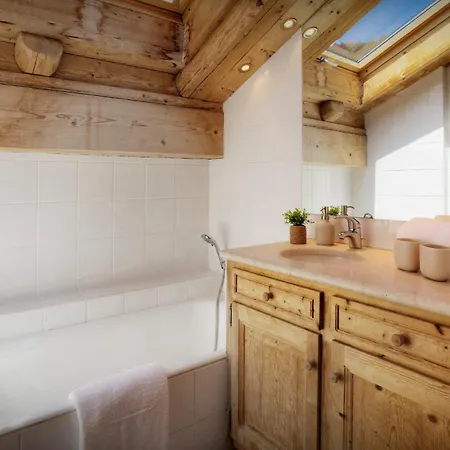 Hollygotty - Ovo Network Chalet *